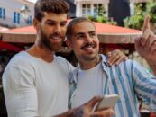 Qu'est-ce que « The Bird Theory » et fonctionne-t-elle également pour les couples LGBTQ+ ?