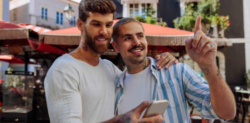 Qu'est-ce que « The Bird Theory » et fonctionne-t-elle également pour les couples LGBTQ+ ?