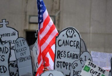 DOGE a disparu, laissant derrière lui 300 000 travailleurs fédéraux licenciés, 600 000 décès de l'USAID et bien plus encore.