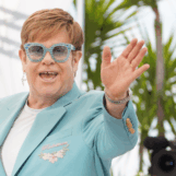 Elton John fait le point sur sa vision : « Il y a de l'espoir »