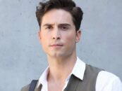 Benito Skinner se déshabille dans un nouveau selfie torse nu et les gays deviennent sauvages