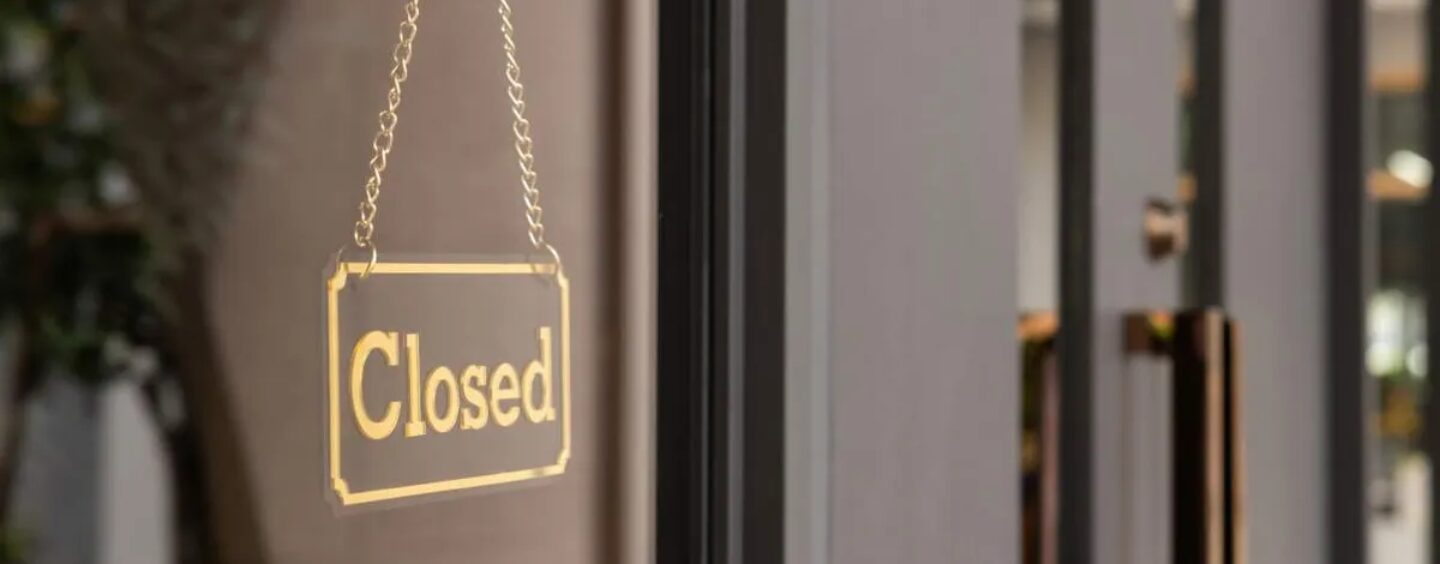 Le centre pour jeunes LGBTQ+ de Denver a fermé indéfiniment après qu'un cambrioleur ait volé près de 10 000 $