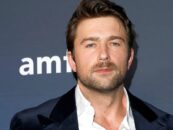 Brandon Sklenar est mouillé dans une nouvelle séance photo sexy qui rend les gays fous