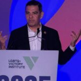 Le député « le plus gay » Robert Garcia et la gouverneure du Maine Janet Mills ciblent Trump lors d’une conférence sur le leadership LGBTQ+