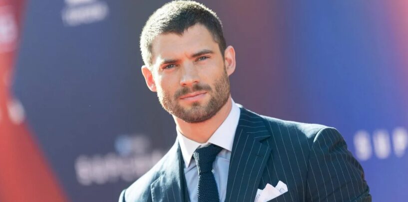 David Corenswet s'étale sur une nouvelle photo sexy et les gays transpirent