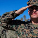 La cour d'appel de Washington maintient l'interdiction militaire imposée par Trump aux transgenres malgré la dissidence cinglante d'un juge