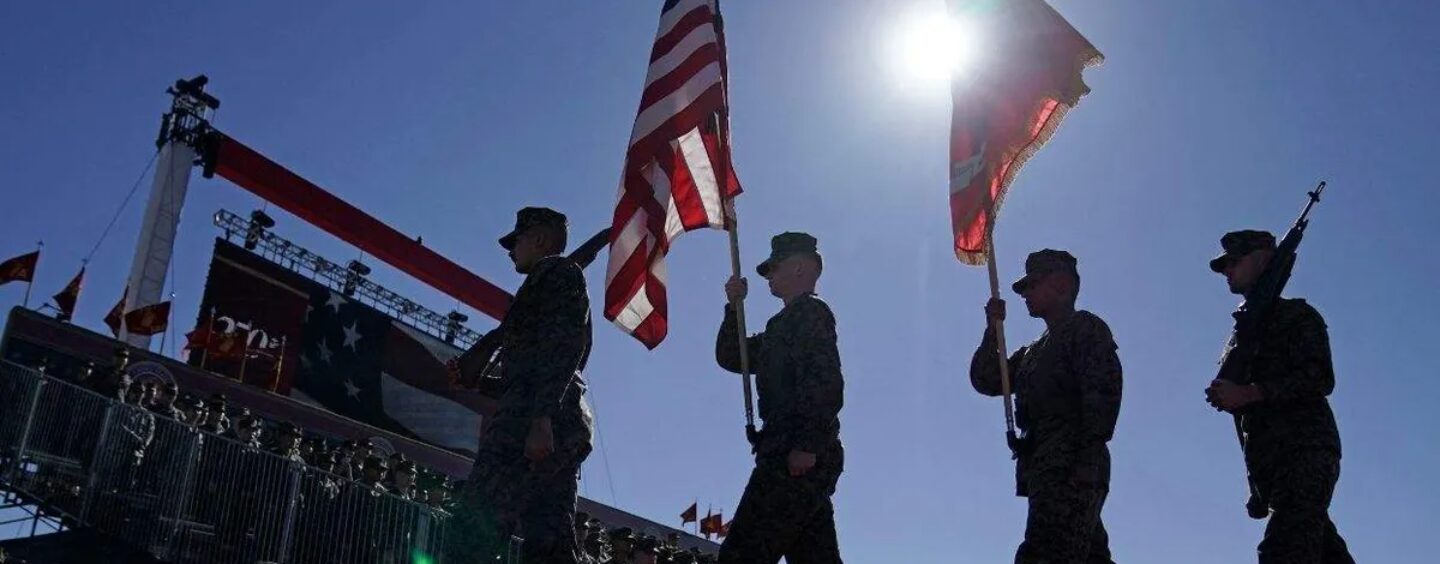 La cour d'appel envisage de confirmer la décision annulant l'interdiction d'enrôlement VIH du Pentagone