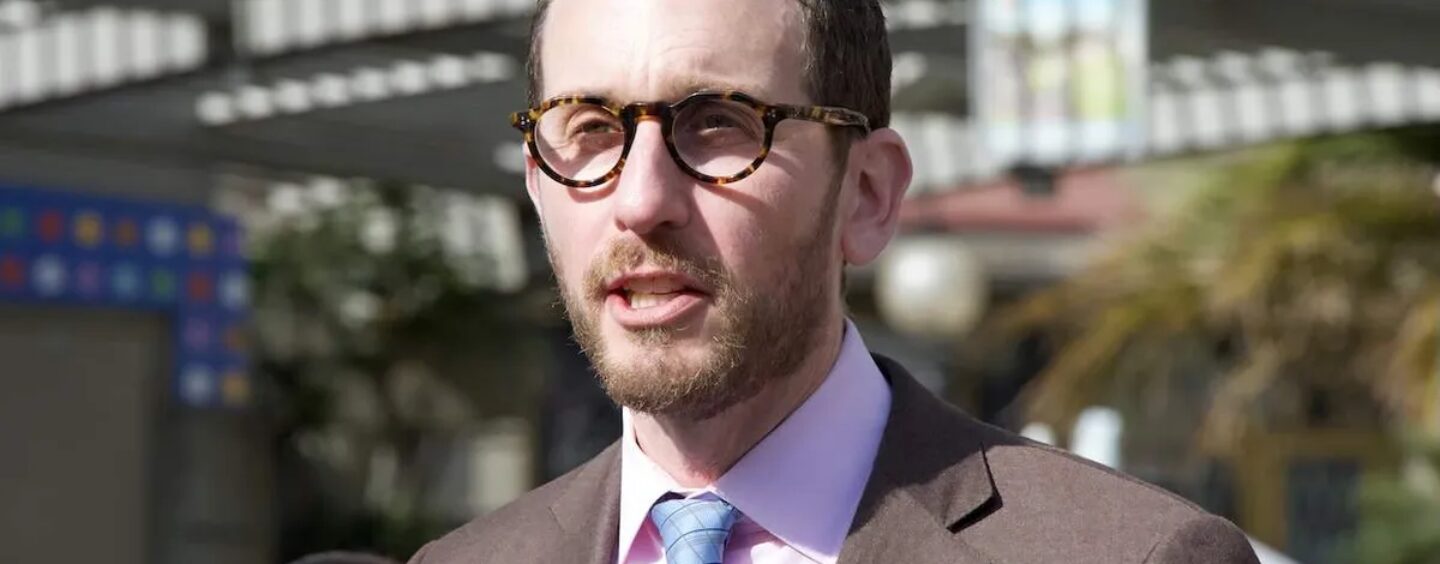 Scott Wiener, candidat pour succéder à Nancy Pelosi au Congrès, soutenu par HRC, Victory Fund, etc.