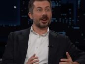 Pete Buttigieg se moque de l'étrange cascade du secrétaire aux Transports de Trump, Sean Duffy, à l'aéroport