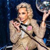 Frankie Grande rend le lycée gay AF avec son nouvel hymne de bal