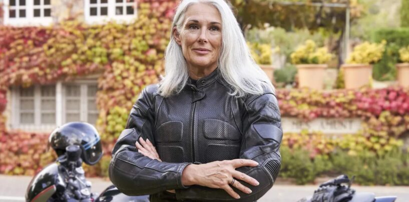 Pourquoi tant de lesbiennes et de saphiques sont-elles attirées par les femmes plus âgées ? Les experts en rencontres LGBTQ+ expliquent