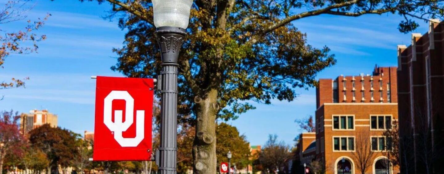 L'instructeur qui a donné un zéro à un étudiant de l'Université d'Oklahoma sur un papier anti-trans a été retiré de l'enseignement
