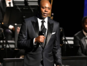 Dave Chappelle défend le tournage en Arabie Saoudite : les blagues sur les trans « se sont très bien passées »