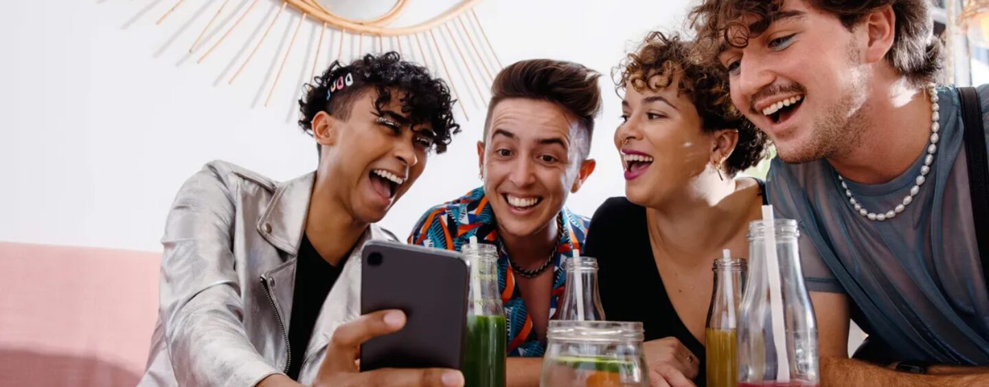 Qu'est-ce que le « Hopecore » et comment peut-il améliorer la vie des personnes LGBTQ+ ?