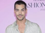 Matt Rogers parle de ses rôles emblématiques d'hommes gays excités