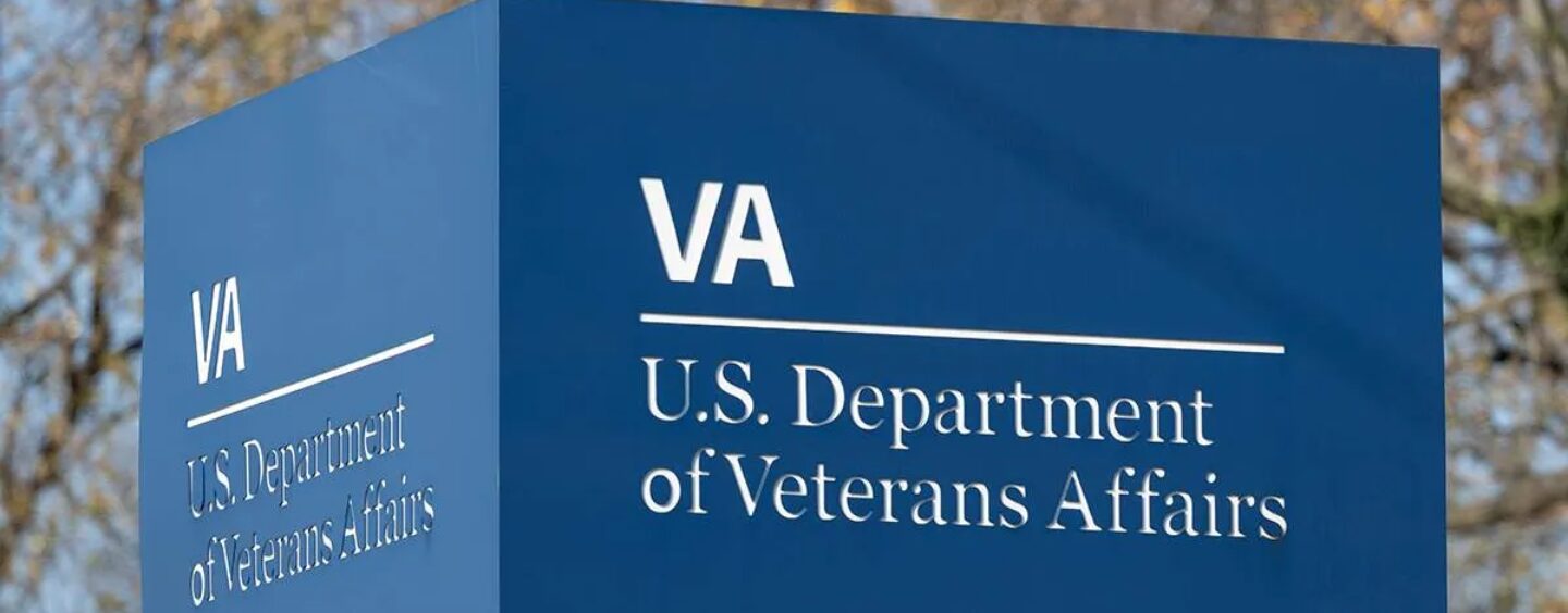 L'administration Trump interdit les avortements par l'intermédiaire du ministère des Anciens Combattants