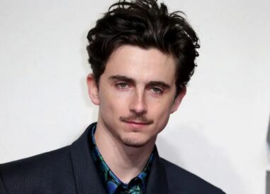 Timothée Chalamet a utilisé ses vraies fesses pendant des heures de scène de fessée
