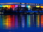 Spectacles annulés et niveaux record : comment Trump tue le Kennedy Center