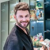 Bobby Berk dit que la nouvelle émission HGTV comblera le vide de Queer Eye