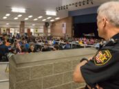 Ce district scolaire du Maine a adopté des politiques d'inclusion trans. Les commentaires en ligne l'ont forcé à renforcer la sécurité