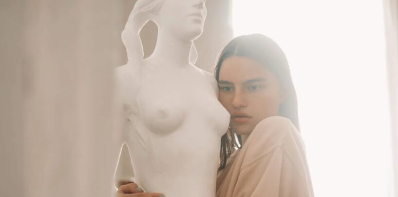 Vous n'avez jamais couché avec une lesbienne au sommet de pierre auparavant ? Voici 6 conseils pour votre première fois