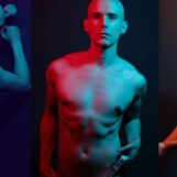 Aaron Goldenberg se déshabille sur de nouvelles photos sexy pour une cause incroyable (exclusivité)