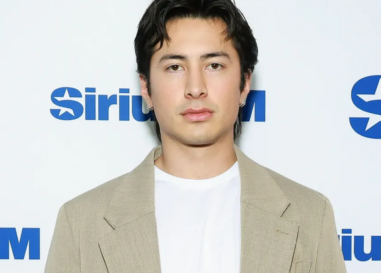 Hudson Williams dit que des athlètes enfermés l'ont contacté