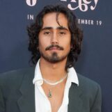 Le nouveau selfie sexy de Michael Cimino montre ses abdos durs comme le roc