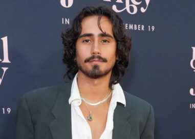 Le nouveau selfie sexy de Michael Cimino montre ses abdos durs comme le roc