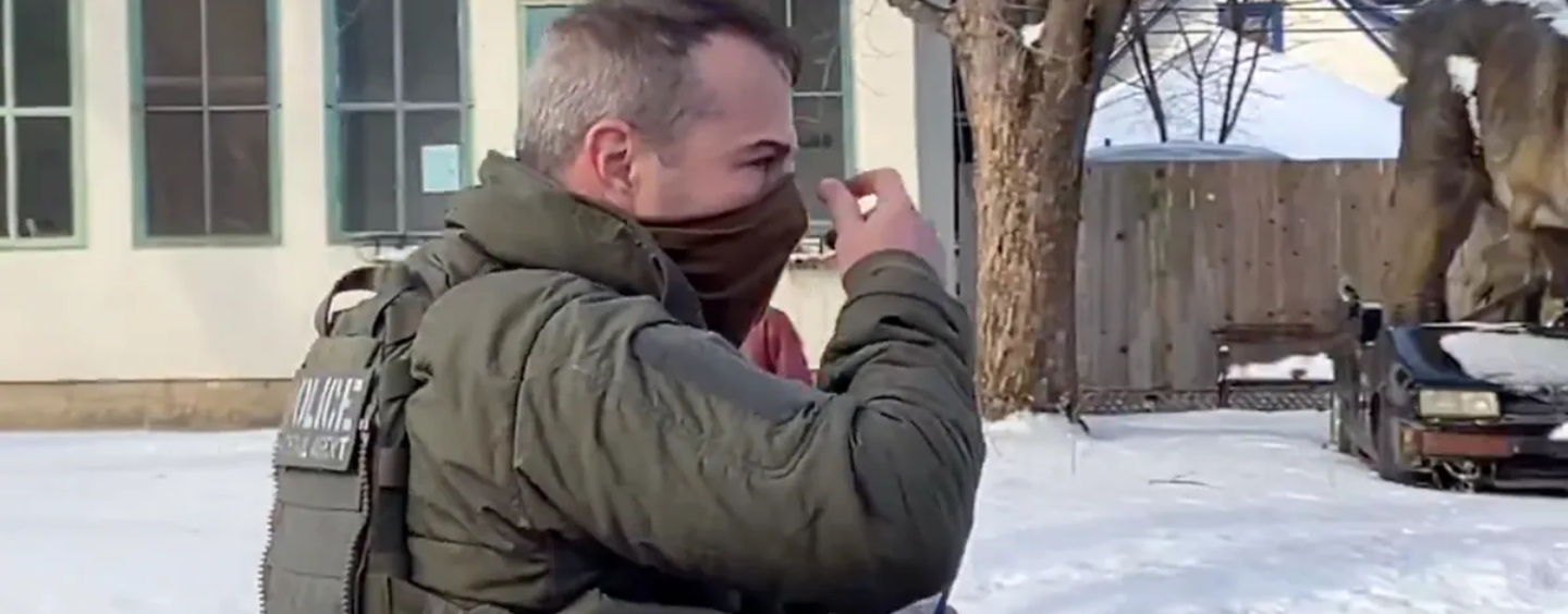 Qui est Jonathan Ross? L'agent de l'ICE qui a tué Renee Good a brisé la vitre de la voiture d'un suspect