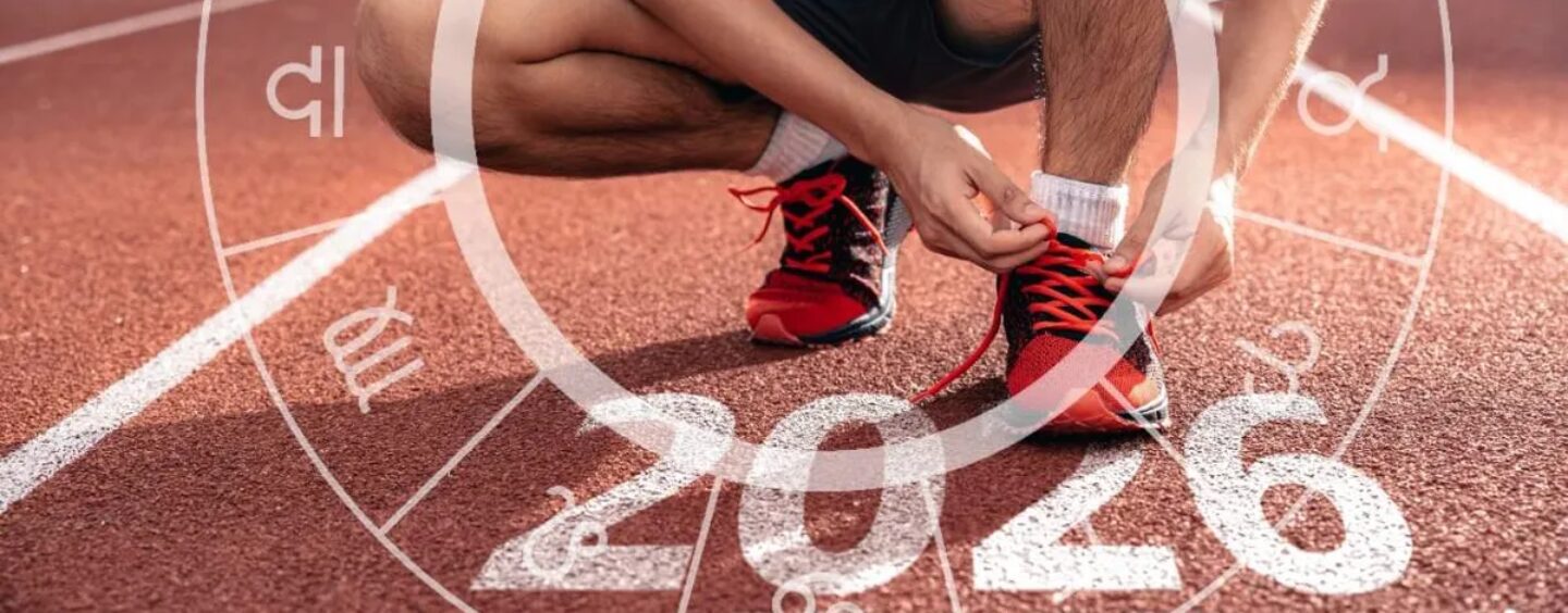 Salut les gays, qui n'ont pas encore commencé vos résolutions du Nouvel An – astrologiquement, vous êtes pile à l'heure