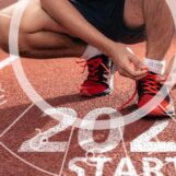 Salut les gays, qui n'ont pas encore commencé vos résolutions du Nouvel An – astrologiquement, vous êtes pile à l'heure