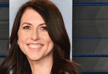 MacKenzie Scott fait un don de 45 millions de dollars à l'organisation à but non lucratif de santé mentale pour les jeunes LGBTQ+, le Trevor Project