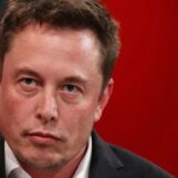 Elon Musk menace de poursuivre en justice après qu'Ashley St. Clair se soit excusé pour transphobie