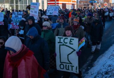 Des groupes LGBTQ+ demandent à ICE de « quitter le Minnesota » après le meurtre de Renee Nicole Good