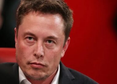 Elon Musk menace de poursuivre en justice après qu'Ashley St. Clair se soit excusé pour transphobie