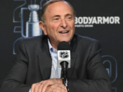 Le commissaire de la LNH dit qu'il a « craqué » sur Heated Rivalry en une seule nuit