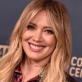 Hilary Duff dit que son film Disney emblématique a besoin d'une suite avec une « histoire d'amour lesbienne »