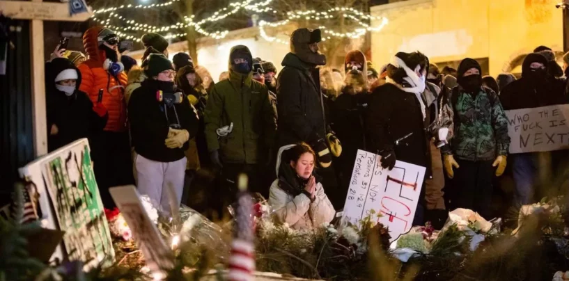 Les habitants du Minnesota pleurent Alex Pretti, un homme tué par des agents de la patrouille frontalière