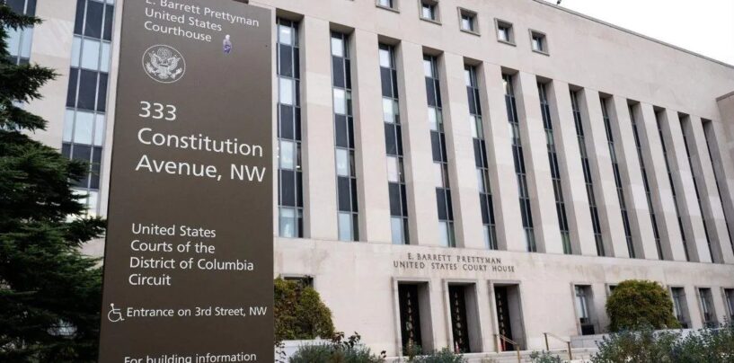 Le DOJ de Trump a menti à la cour d'appel fédérale de DC au sujet de l'interdiction militaire des trans, selon les avocats dans un dossier étonnant