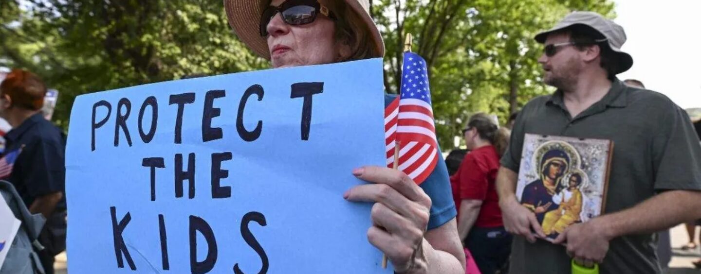 L'égalité du mariage est de retour dans la ligne de mire des conservateurs alors que la nouvelle coalition cible la décision du SCOTUS