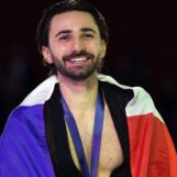 13 photos sexy de l'olympien gay Kévin Aymoz qui prouvent que ce patineur artistique est sexy