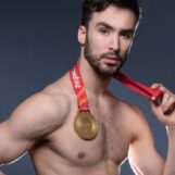 11 photos torrides de l’olympien gay Guillaume Cizeron
