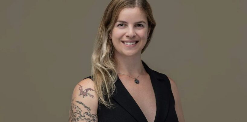 Le service de cette vétéran transgenre de la Force spatiale n'a pas pris fin lorsque l'armée de Trump l'a expulsée