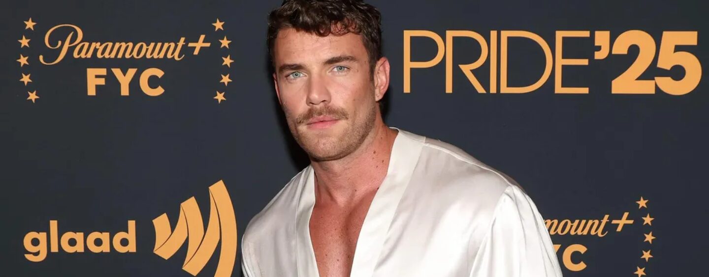 Zane Phillips se déshabille et montre son corps dans une nouvelle séance photo sexy