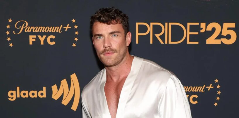 Zane Phillips se déshabille et montre son corps dans une nouvelle séance photo sexy