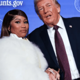 Nicki Minaj attaque encore une fois les enfants trans