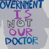 Les Républicains de l'Utah, ignorant leur propre étude, interdisent les soins d'affirmation de genre pour les jeunes