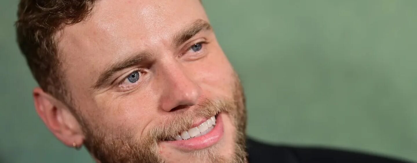 L'olympien gay Gus Kenworthy envoie un message « F**k ICE » imbibé d'urine au DHS