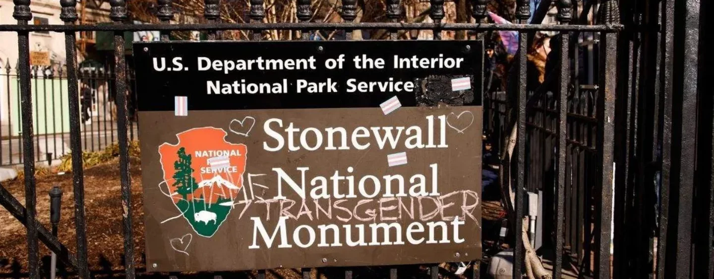 Mamdani, Schumer et le conseil de New York demandent au National Park Service de rendre le drapeau de la fierté au monument national de Stonewall